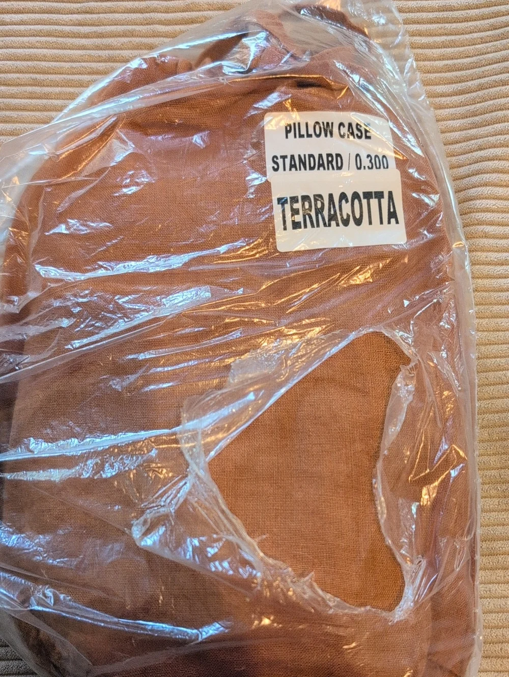 European Linen Pillowcase Set - QNJRA455105. NWT.  Terracotta.